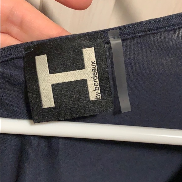 Top - Picture 2 of 3